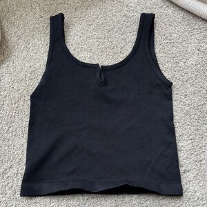 Black Scoop Neck Tank Top with hutch